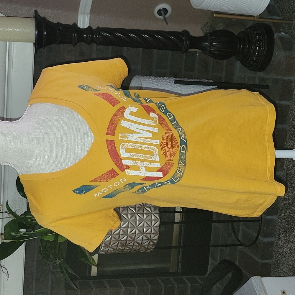 HARLEY DAVIDSON WOMENS T-SHIRT WORN ONCE, GREAT CONDITION SZ L